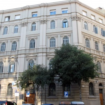 Primera Construcción – Reforma general, Los jesuitas  caspe lauria