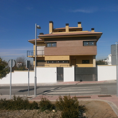 PROJECT MANAGER UNIFAMILIAR