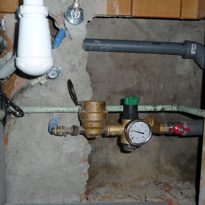 Proteccion de la vivienta con AMC filtro-regulador presion