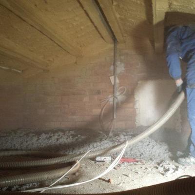 PROYECTADO EN SECO DE 25CM DE CELULOSA BAJO CUBIERTA