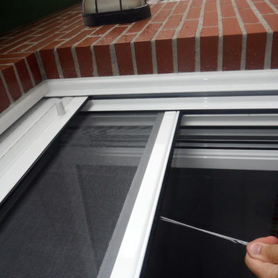 PUERTA BALCONERA CON MOSQUITERA
