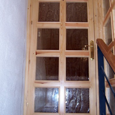 Puerta de acceso a bajocubierta