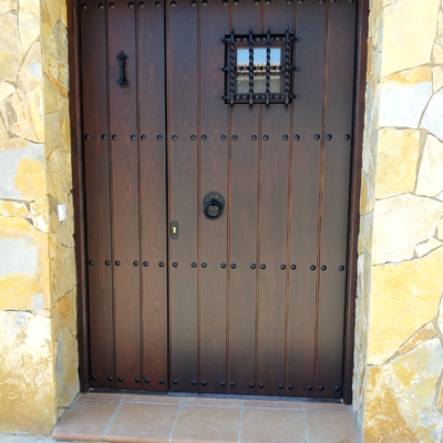 Puerta entrada Bello