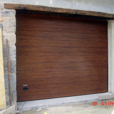 Puerta seccional Navatek