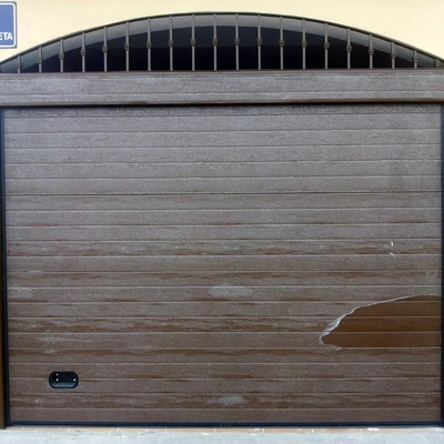 Puerta seccional 