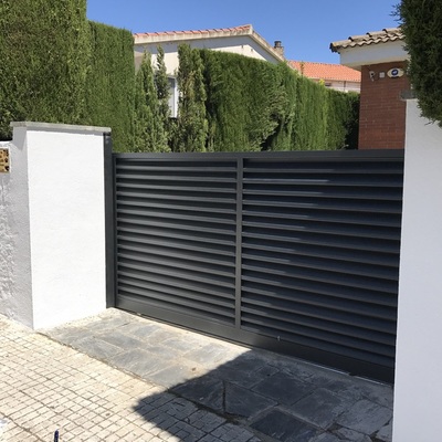 Puertas para casas unifamiliares.