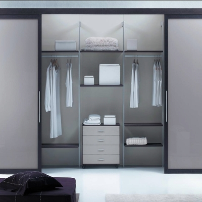 PUERTAS CORREDERAS SIN GUIA INFERIOR