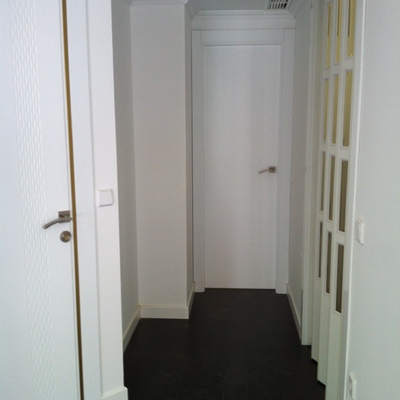 PUERTAS EN PVC BLANCO PANTOGRAFIADAS