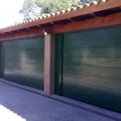 Puerta garaje automática porche