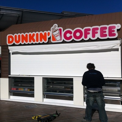 QUIOSCO DUNKIN COFFE SPLAU