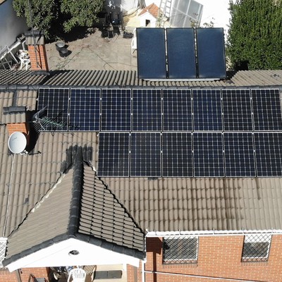 Instalación solar fotovoltaica de autoconsumo para vivienda