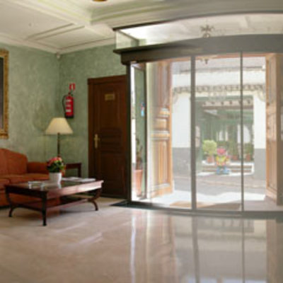 VESTIBULO HOTEL CONDESA DE CHINCHON
