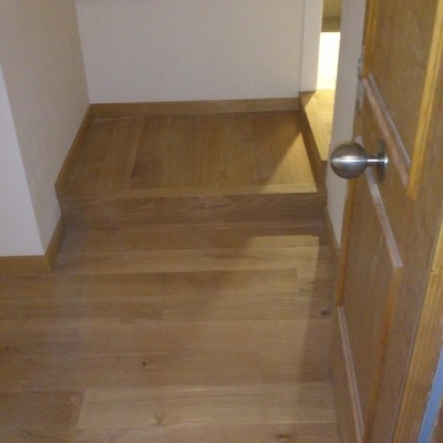 Recibidor con distintos niveles