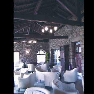 REFORMA DE ALMAZARA PARA USO DE RESTAURANTE EN ACEBO (CACERES)