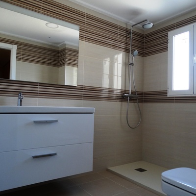 Reforma integral de baño, en Benidorm, (Alicante).