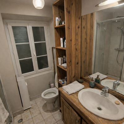 Foto Antes de la de reforma de baño pequeño en hendaya