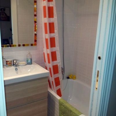 Reforma de baño y distribuidor en vivienda. Antequera (Málaga)