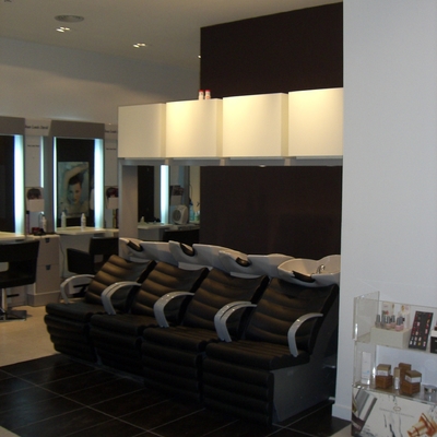 REFORMA DE LOCAL PARA USO DE PELUQUERIA EN IRUN (GUIPUZCOA)