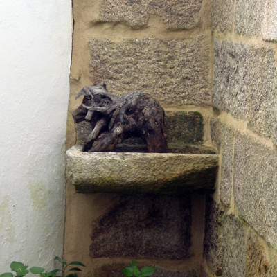 Reforma de vivienda unifamiliar preexistente en Aldán, Pontevedra.