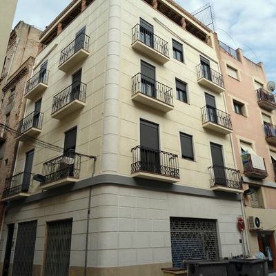 Reforma edificio plurifamiliar en casco antiguo