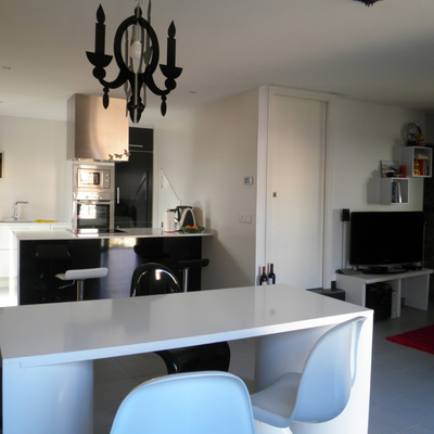 Reforma interior de vivienda unifamiliar preexistente en Coia, Vigo.