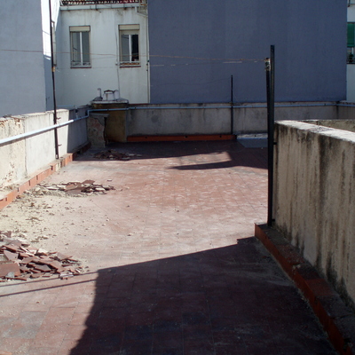 Rehabilitación cubierta, petos y patios.