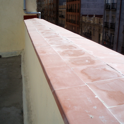 Rehabilitación cubierta, petos y patios.