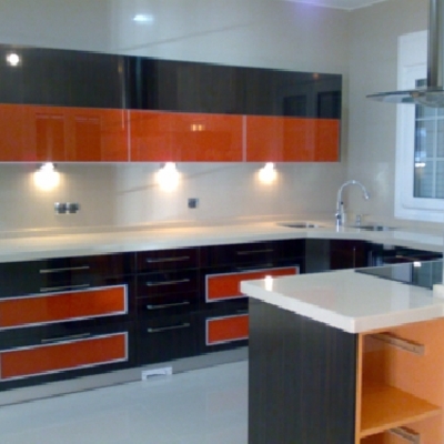 Rehabilitacion de cocina con inst.de font.y electricidad