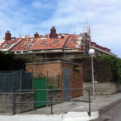 REHABILITACION DE TEJADO EN C/ PEDROSO NOJA