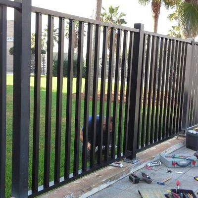 Reja en aluminio lacado en Negro