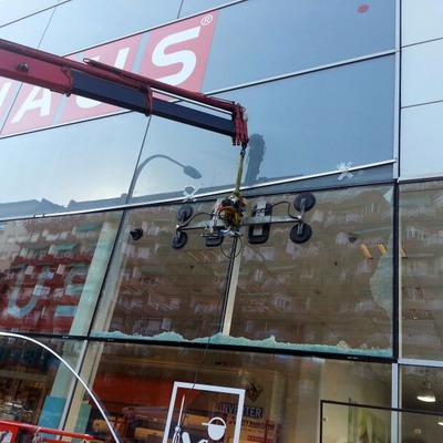 REPOSICION DE VIDRIO FACHADA