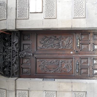 restauración de puerta de 1904