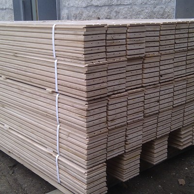 tarima de castaño maciza