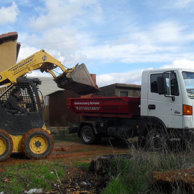 retirada de escombros y alquiler de contenedores