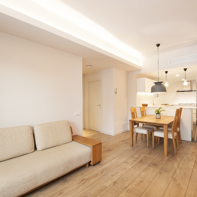 Espacio abierto que alberga salón, comedor y cocina | Sincro