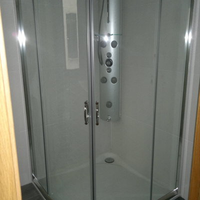 Instalación Mampara ducha semicircular