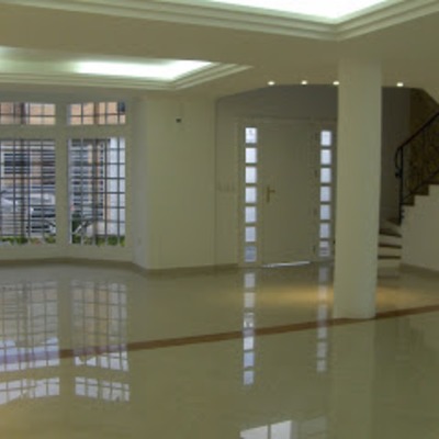 Diseño y Construcción Salón