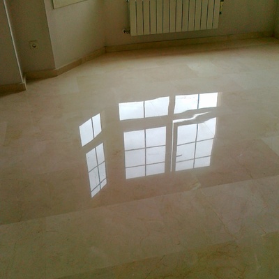 SALON MARMOL CREMA MARFIL