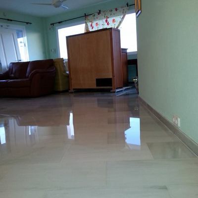 Salon terminado antideslizante