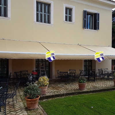 TOLDO DE BRAZO ARTICULADO