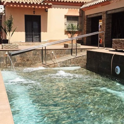 Piscina de 9X5 con rampa porcelanico