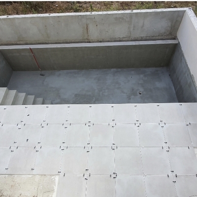 Terraza piscina Massot