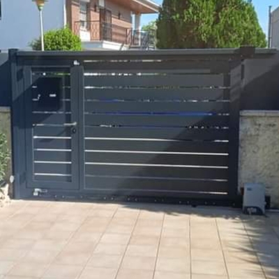 Puerta Corredera con vallado