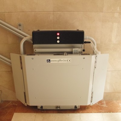 PLATAFORMAS SALVAESCALERAS INCLINADO