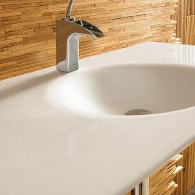 Grifería y mobiliario.