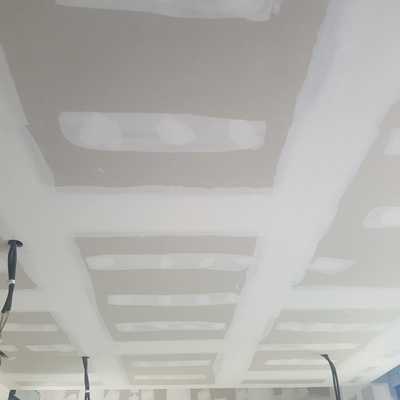 Pladur en local comercial