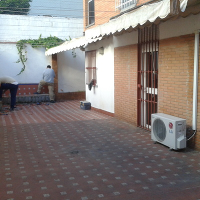 Solado de patio. Estado previo a reforma.