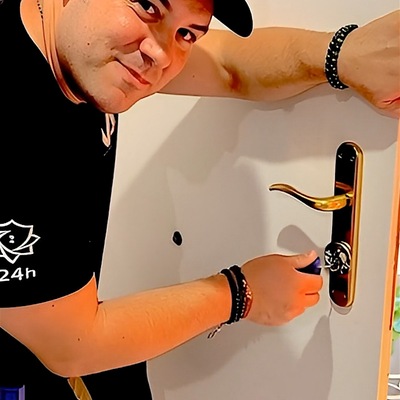 #cerrajerogranada #mcserviciosprofesionales