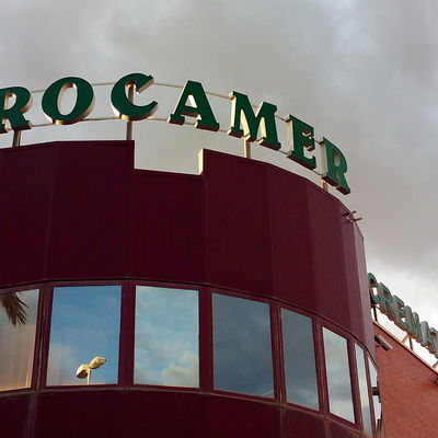 Cambio a Led rótulo letras Tanatorio