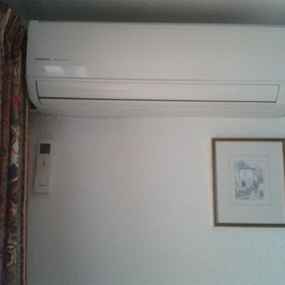 SPLIT PARED
